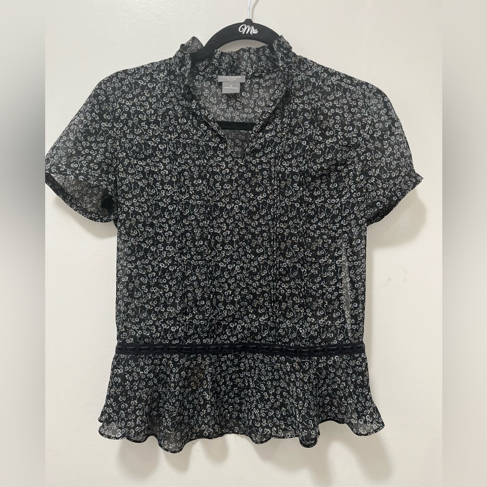 Ann Taylor floral top